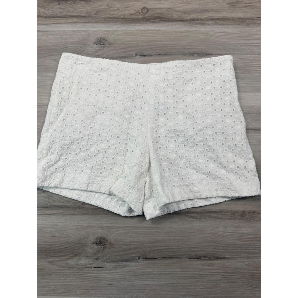 Ann Taylor‎ White Eyelet Cotton Shorts High Rise Size 2 Floral Lace Summer